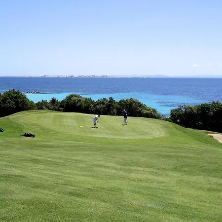 ホリデーパーク Belvedere De Palombaggia ポルトヴェッキオ