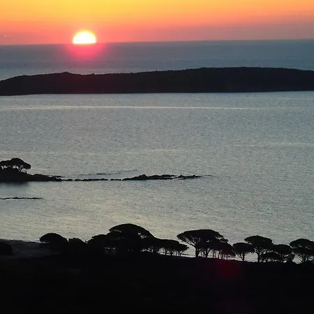 ホリデーパーク Belvedere De Palombaggia 4*